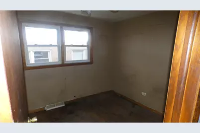 2811 W 82nd Street, Chicago, IL 60620 - Photo 10