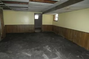 2811 W 82nd St, Chicago, IL 60620 - Photo 18