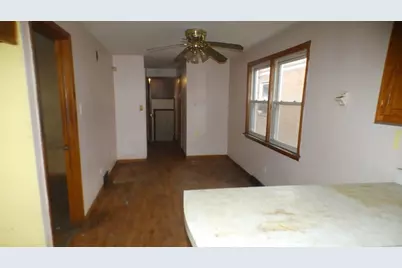 2811 W 82nd Street, Chicago, IL 60620 - Photo 8