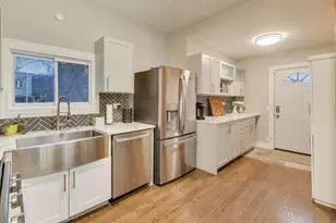 7515 S Chappel Ave, Chicago, IL 60649 - Photo 14