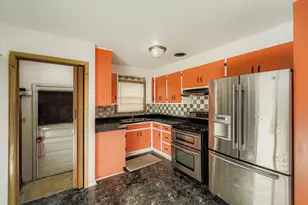 305 1/2 E North Ave, Northlake, IL 60164 - Photo 8