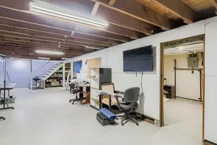 305 1/2 E North Ave, Northlake, IL 60164 - Photo 16