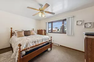 7216 S Octavia Ave, Bridgeview, IL 60455 - Photo 14