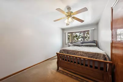 7216 S Octavia Avenue, Bridgeview, IL 60455 - Photo 16