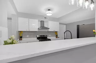 6560 W Diversey Ave, Chicago, IL 60707 - Photo 12