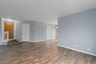 1535 Raymond Dr, Naperville, IL 60563 - Photo 10