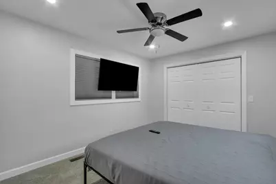 5421 Cleveland Drive, McHenry, IL 60050 - Photo 14