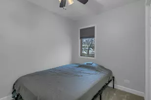 5421 Cleveland Dr, McHenry, IL 60050 - Photo 12