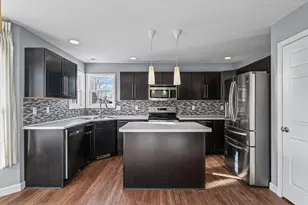 3905 Brookfield Dr, Champaign, IL 61822 - Photo 16