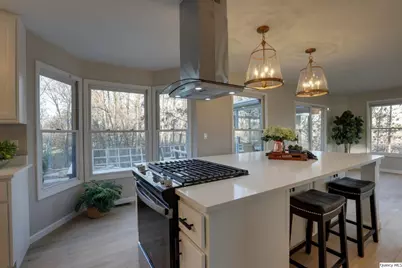 4919 Columbus Road, Quincy, IL 62305 - Photo 12