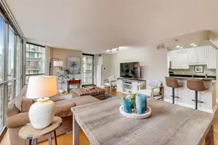 10 E Ontario St, Chicago, IL 60611 - Photo 4