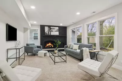 1420 Hassell Road, Hoffman Estates, IL 60169 - Photo 18