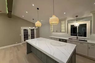 700 Florence Dr, Park Ridge, IL 60068 - Photo 26