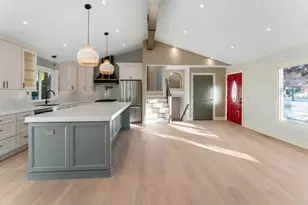 700 Florence Dr, Park Ridge, IL 60068 - Photo 16