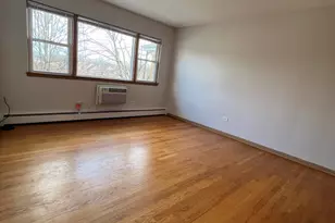 3954 N Pioneer Ave, Chicago, IL 60634 - Photo 4