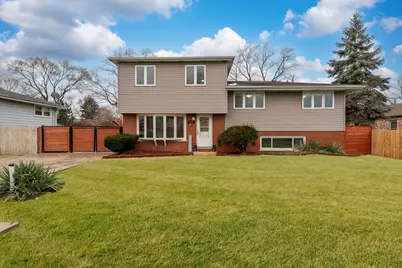 8306 S 82nd Avenue, Justice, IL 60458 - Photo 2