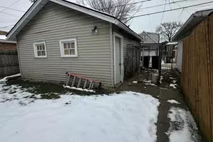 1809 S 49th Ave, Cicero, IL 60804 - Photo 18