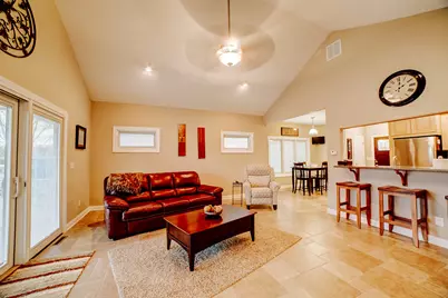 558 E Martin Avenue, Watseka, IL 60970 - Photo 14