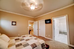 558 E Martin Ave, Watseka, IL 60970 - Photo 20