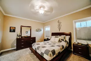 558 E Martin Ave, Watseka, IL 60970 - Photo 18