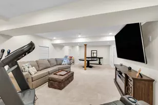 255 Midlane Dr, Crystal Lake, IL 60012 - Photo 18