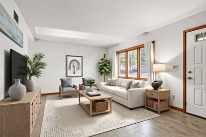 2417 E Green Street, Urbana, IL 61802 - Photo 2