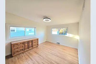 7434 Emerson Street, Morton Grove, IL 60053 - Photo 18