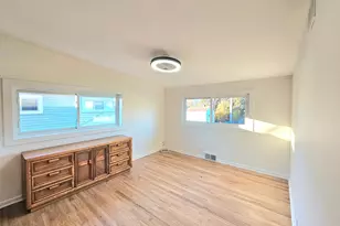 7434 Emerson St, Morton Grove, IL 60053 - Photo 18