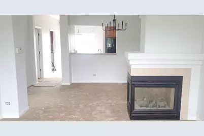 587 S Parkside Drive #587, Round Lake, IL 60073 - Photo 8