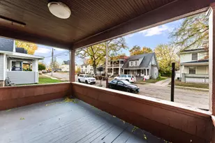 233 Oakwood Ave, Rockford, IL 61101 - Photo 10