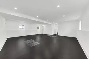 17830 W Winnebago Dr, Grayslake, IL 60030 - Photo 14