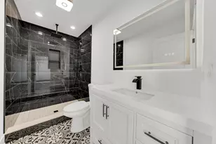 17830 W Winnebago Dr, Grayslake, IL 60030 - Photo 8