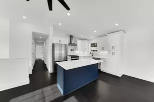 17830 W Winnebago Dr, Grayslake, IL 60030 - Photo 4