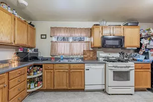 513 N Park St, Westmont, IL 60559 - Photo 4