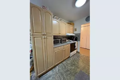 7141 N Kedzie Avenue #110, Chicago, IL 60645 - Photo 8