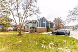 193 Hemingway Ct, Vernon Hills, IL 60061 - Photo 28