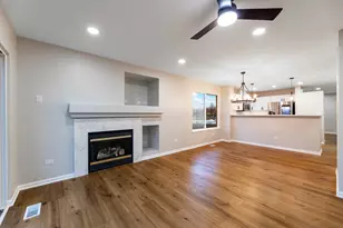 2906 Meadowview Ln, Montgomery, IL 60538 - Photo 8