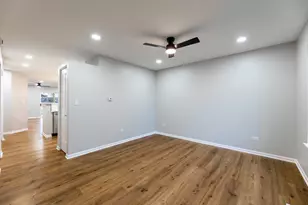 2906 Meadowview Ln, Montgomery, IL 60538 - Photo 2