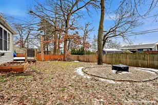 8915 Pine Ave, Wonder Lake, IL 60097 - Photo 2