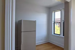 2704 N Sawyer Ave, Chicago, IL 60647 - Photo 4