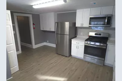 10906 N Woodstock Street #B, Huntley, IL 60142 - Photo 4