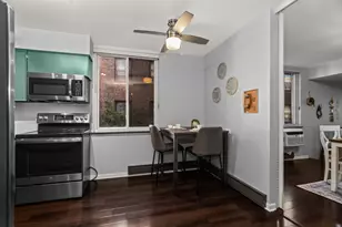 530 Hinman Ave, Evanston, IL 60202 - Photo 12