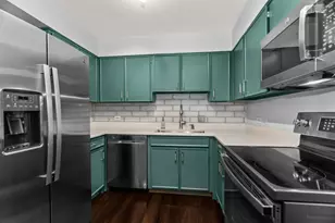 530 Hinman Ave, Evanston, IL 60202 - Photo 10