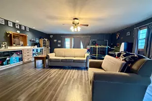 301 S Walnut St, Clifton, IL 61727 - Photo 8