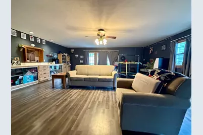 301 S Walnut Street, Clifton, IL 61727 - Photo 10