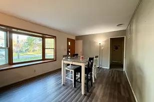 301 S Walnut St, Clifton, IL 61727 - Photo 2