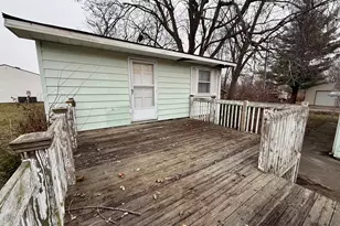 301 S Walnut St, Clifton, IL 61727 - Photo 24