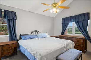 10 Barrington Ct, Lake in the Hills, IL 60156 - Photo 12