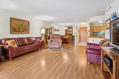 5340 N Lowell Avenue #301, Chicago, IL 60630 - Photo 4