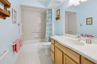 5340 N Lowell Ave, Chicago, IL 60630 - Photo 8